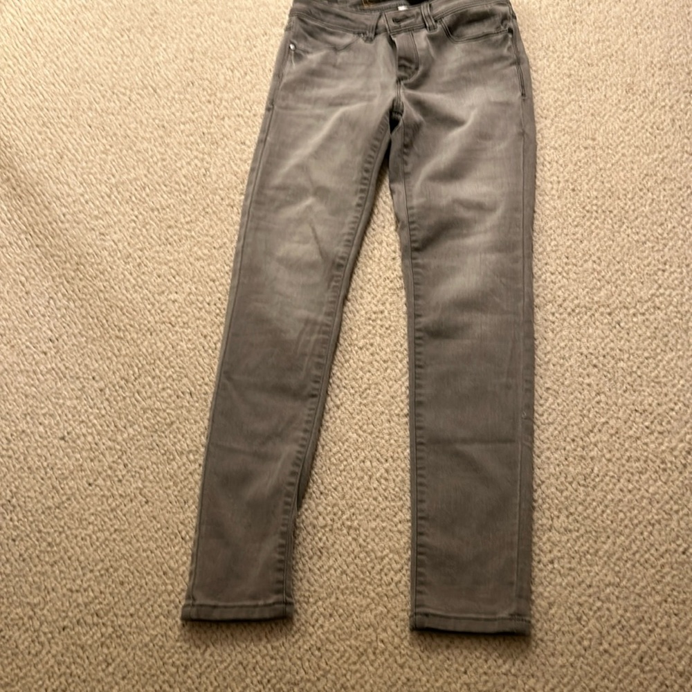 Skinny jeans